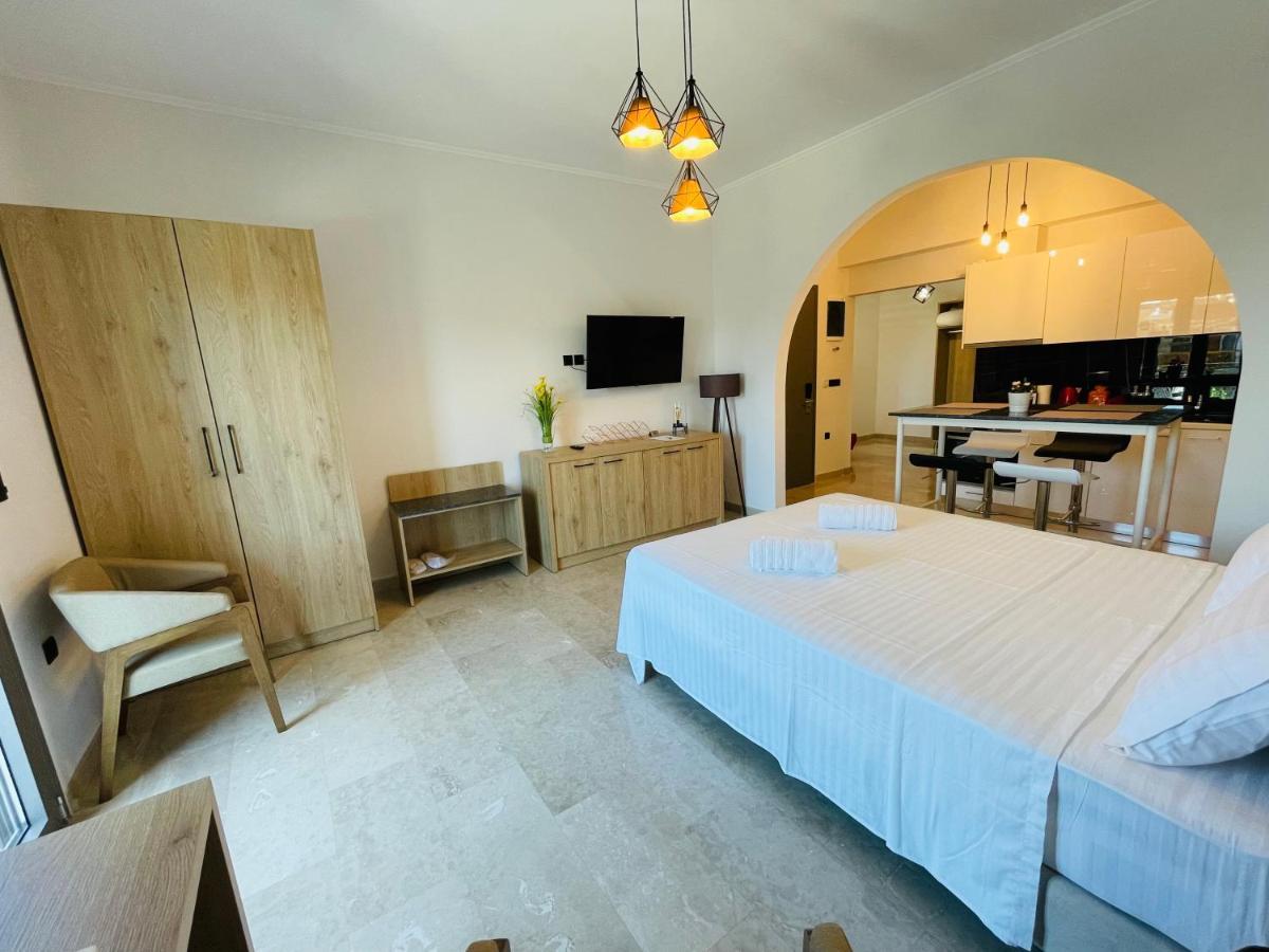 Xenios Suites Lygourio Eksteriør billede